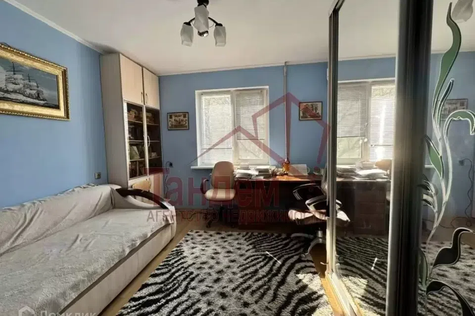 Продаётся 4-комнатная квартира, 85 м²