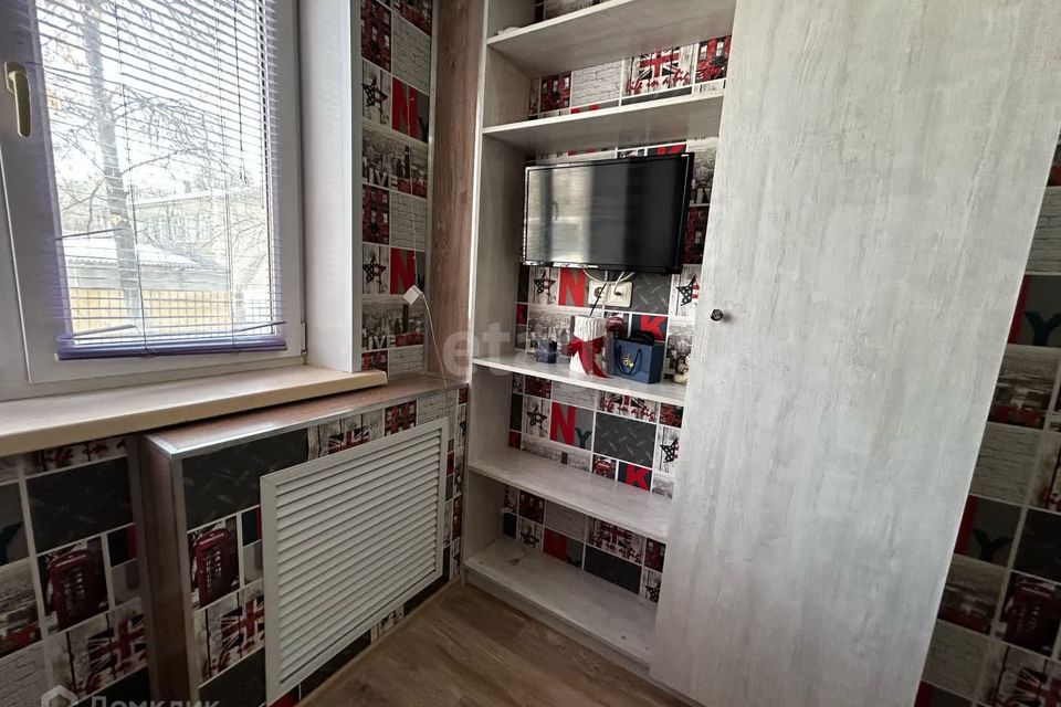 Продаётся 3-комнатная квартира, 56.4 м²