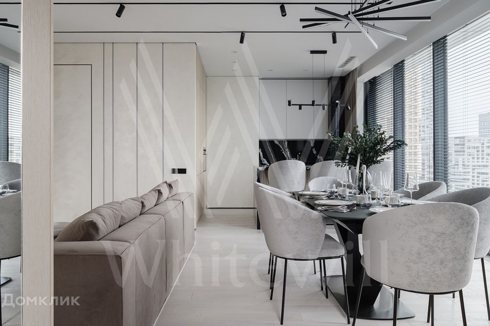 Продаётся 3-комнатная квартира, 121 м²