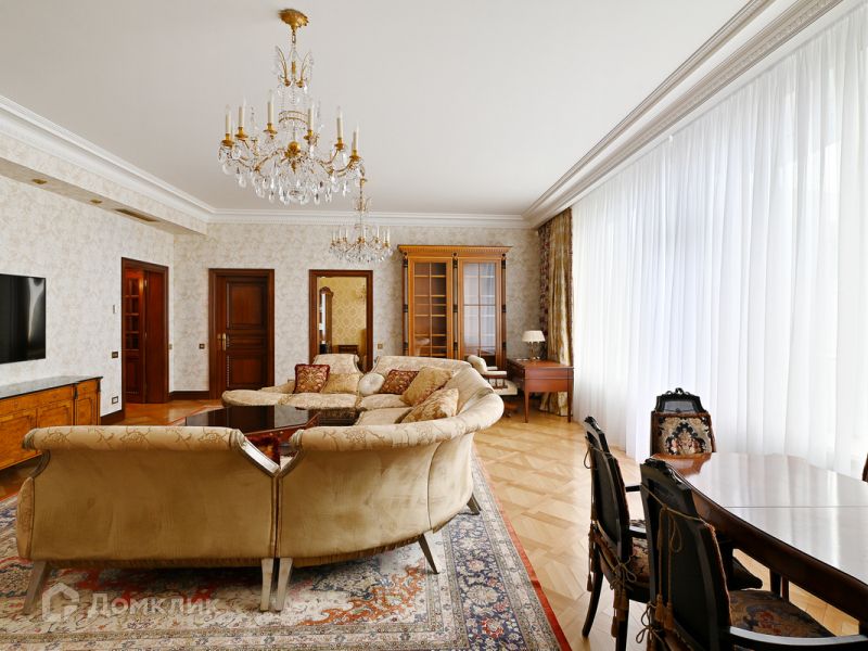 Сдаётся 2-комнатная квартира, 125 м²