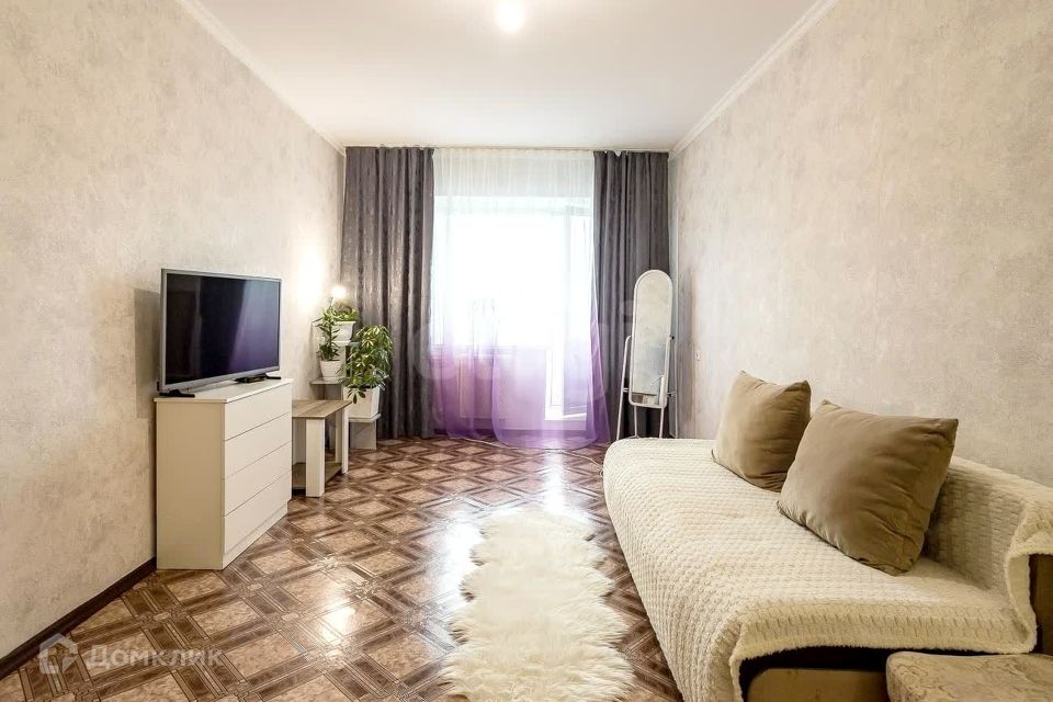 Продаётся 1-комнатная квартира, 47.3 м²