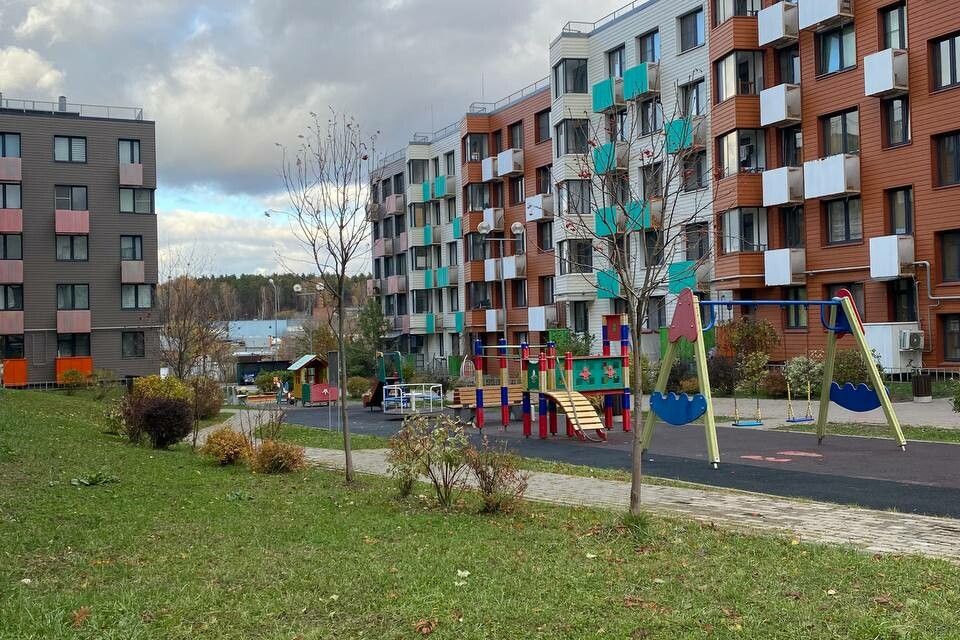 Продаётся 1-комнатная квартира, 43.8 м²