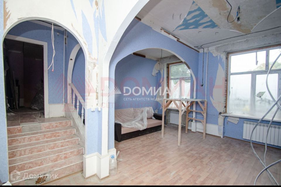 Продаётся 3-комнатная квартира, 101.7 м²