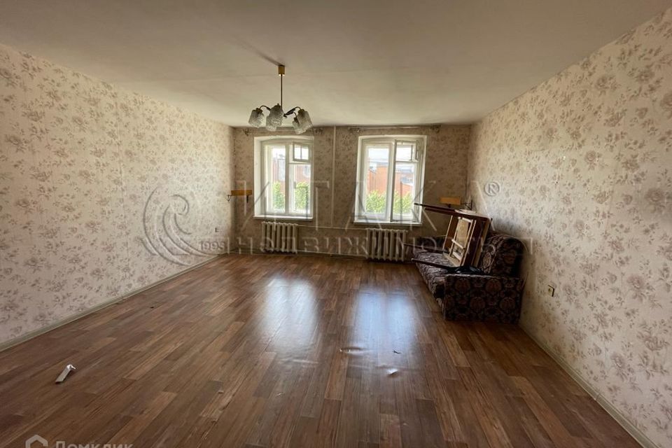 Продаётся комната в 2-комн. квартире, 26 м²