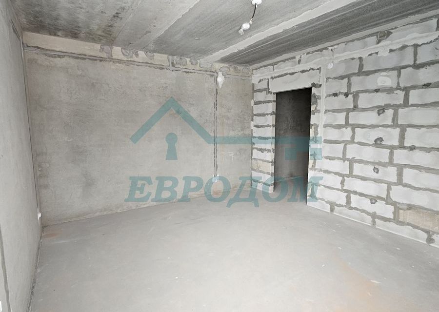 Продаётся 2-комнатная квартира, 63 м²