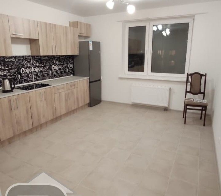 Продаётся 1-комнатная квартира, 41.2 м²