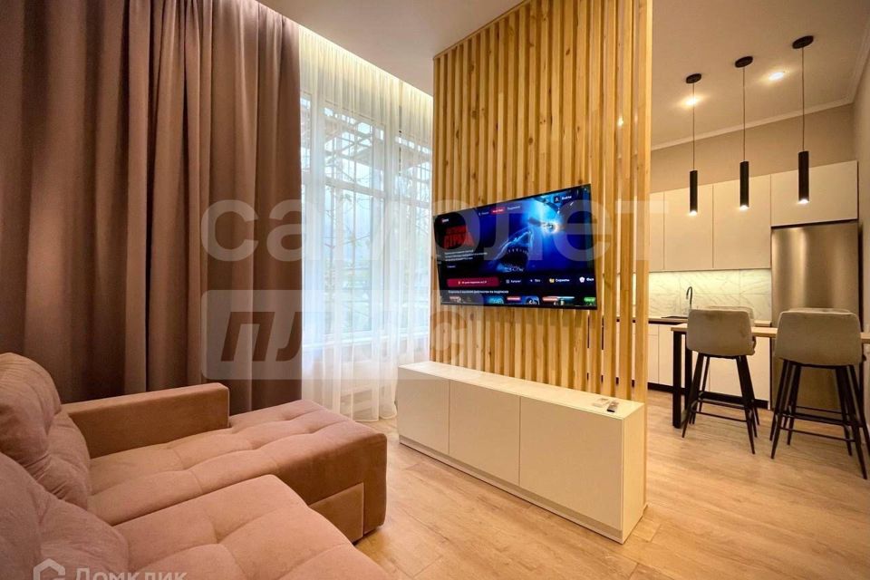 Продаётся 3-комнатная квартира, 132.9 м²