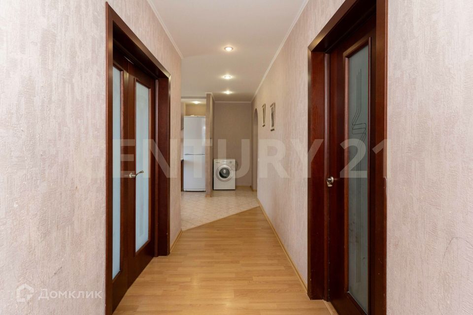 Продаётся 4-комнатная квартира, 89.6 м²