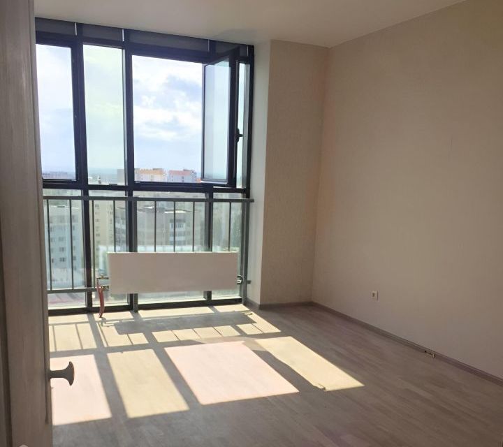 Продаётся 1-комнатная квартира, 42 м²