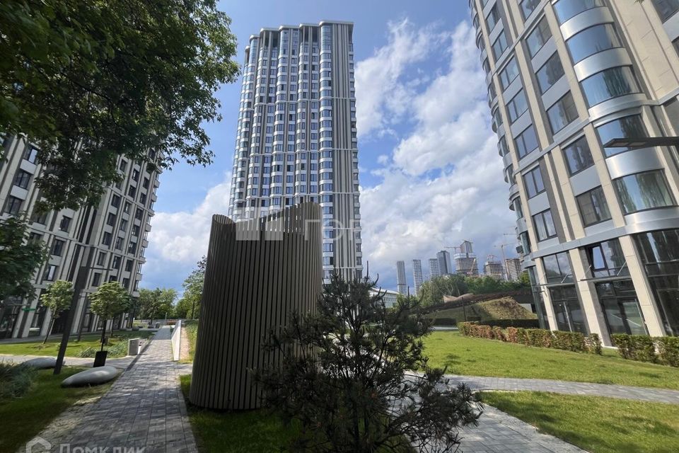 Продаётся 3-комнатная квартира, 99.6 м²