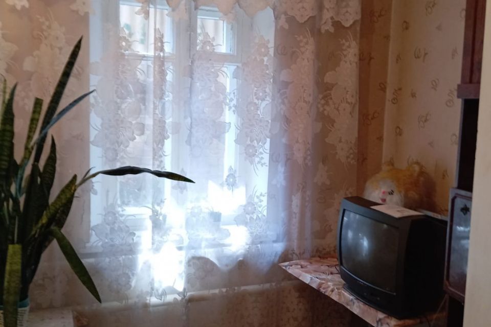 Продаётся 4-комнатная квартира, 75 м²