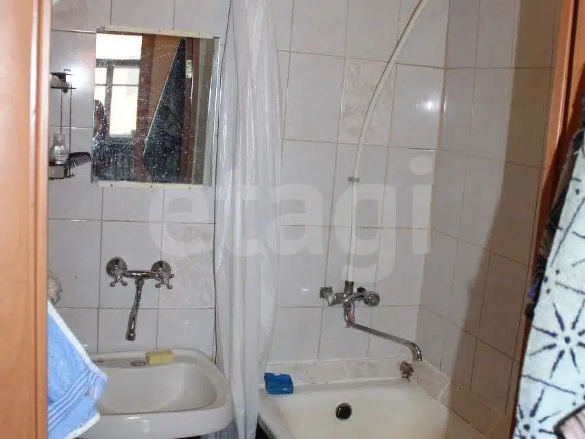 Продаётся 2-комнатная квартира, 71.7 м²