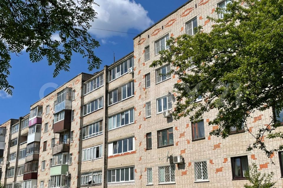 Продаётся 3-комнатная квартира, 59.6 м²
