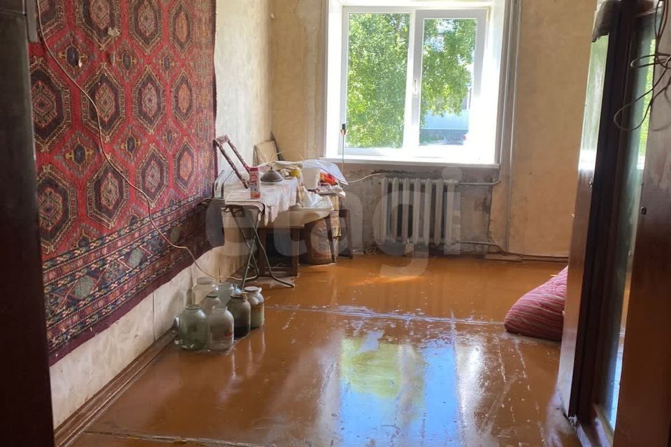 Продаётся 3-комнатная квартира, 60.5 м²