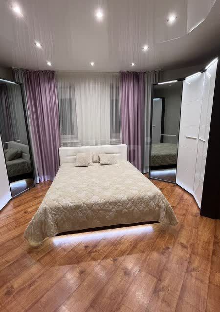 Продаётся 3-комнатная квартира, 98 м²