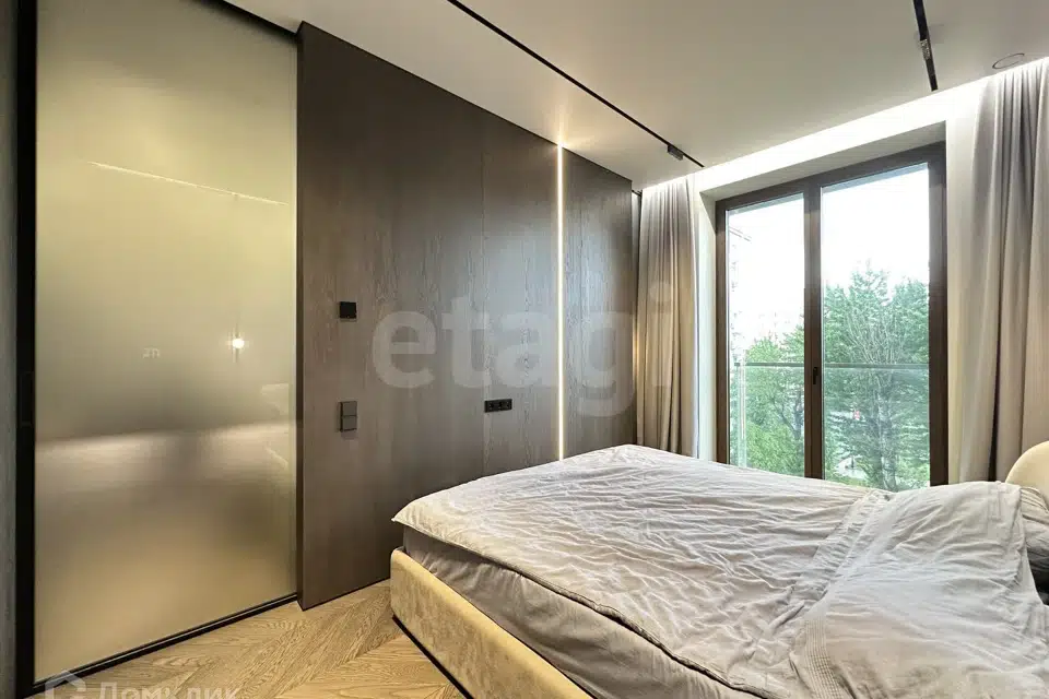 Продаётся 1-комнатная квартира, 46.7 м²