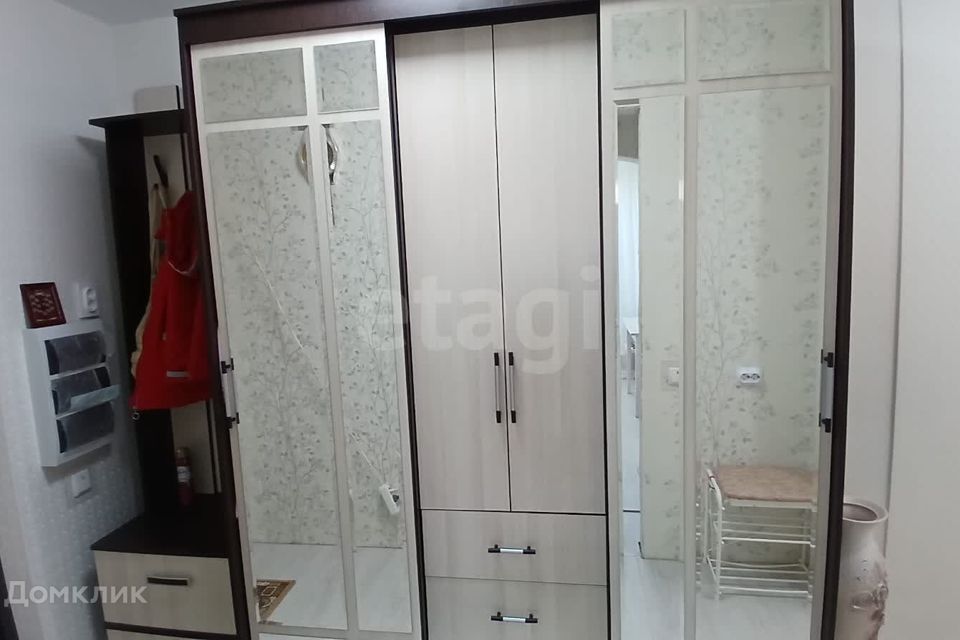Продаётся 3-комнатная квартира, 69.8 м²