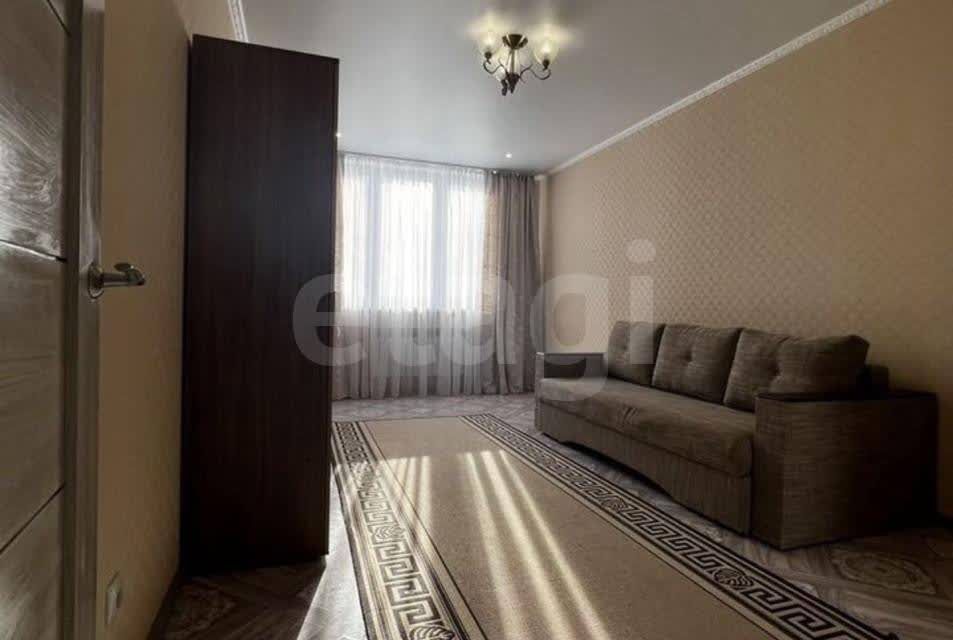 Продаётся 1-комнатная квартира, 44 м²