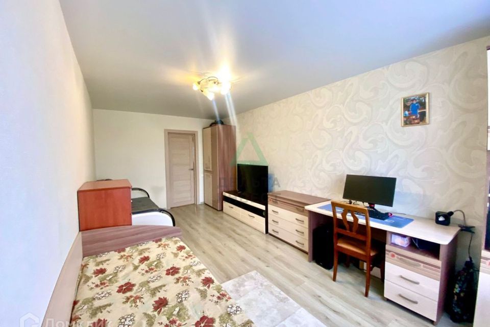 Продаётся 1-комнатная квартира, 43.6 м²