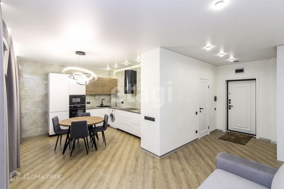 Продаётся 1-комнатная квартира, 49.2 м²