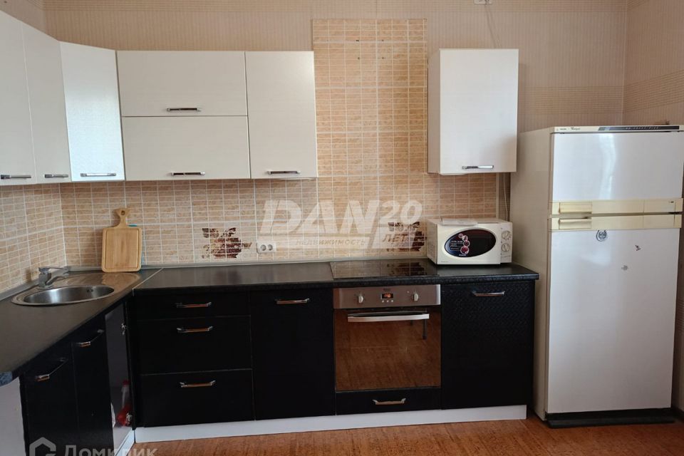 Сдаётся 2-комнатная квартира, 73 м²