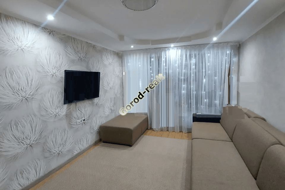 Продаётся 3-комнатная квартира, 60 м²
