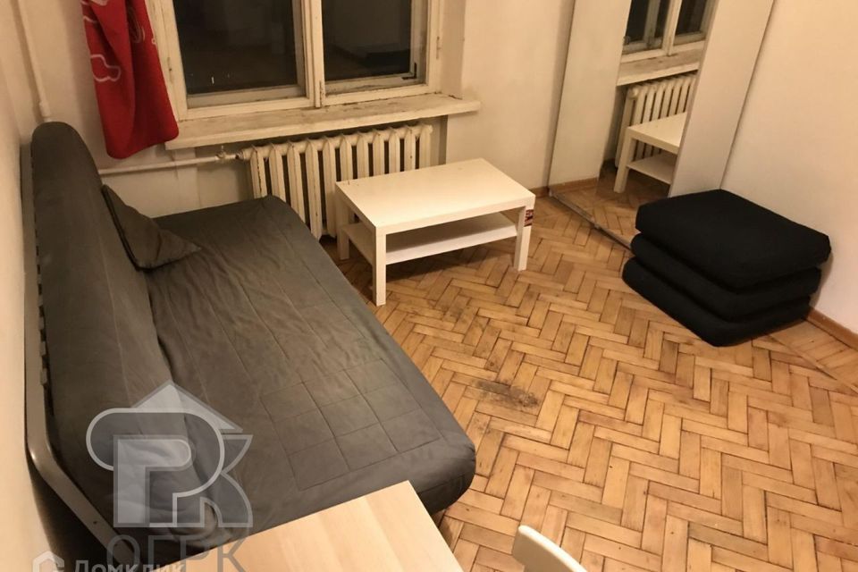 Продаётся комната в 3-комн. квартире, 13.6 м²