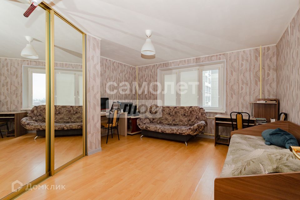 Продаётся 3-комнатная квартира, 74.7 м²