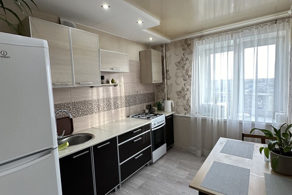 Продаётся 4-комнатная квартира, 76 м²