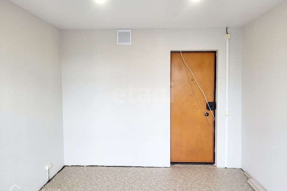 Продаётся комната в 1-комн. квартире, 13 м²