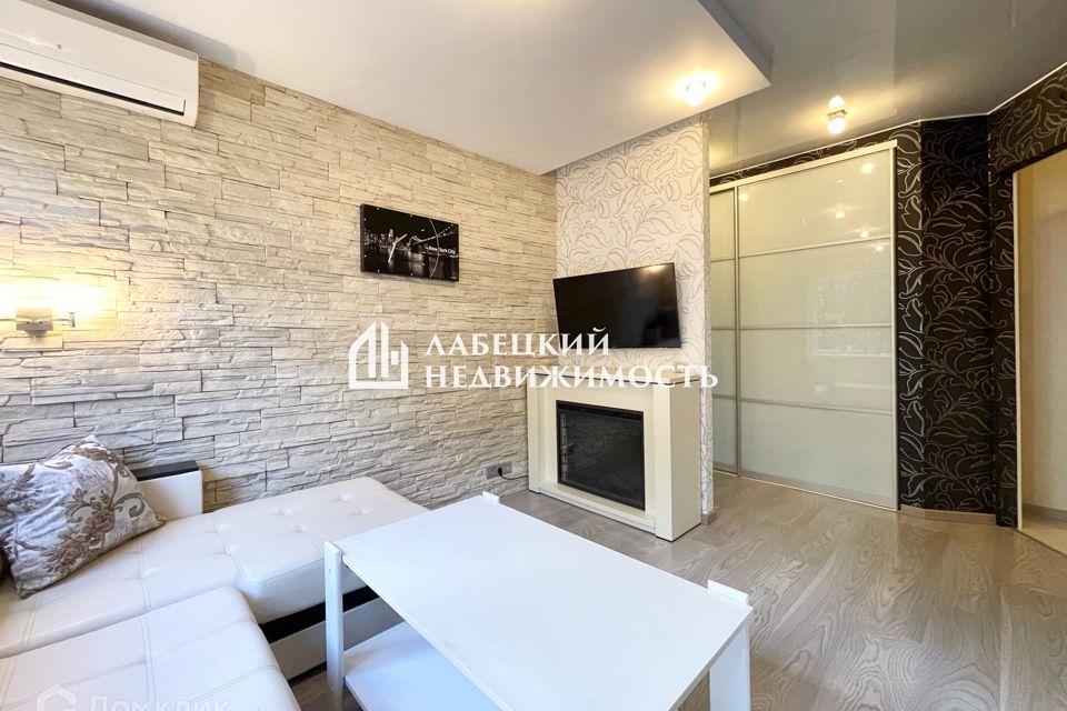 Продаётся 2-комнатная квартира, 50.2 м²