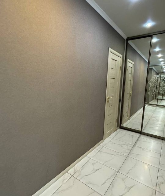 Продаётся 1-комнатная квартира, 48.8 м²