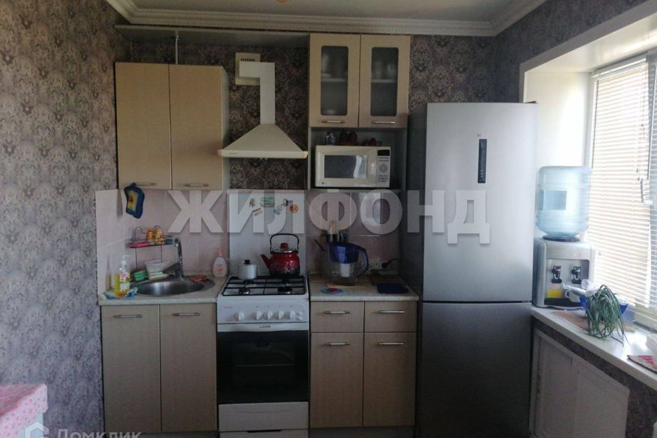 Продаётся 3-комнатная квартира, 55.5 м²