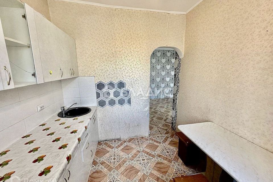 Продаётся 3-комнатная квартира, 52.9 м²