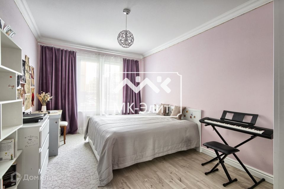 Продаётся 3-комнатная квартира, 91.8 м²