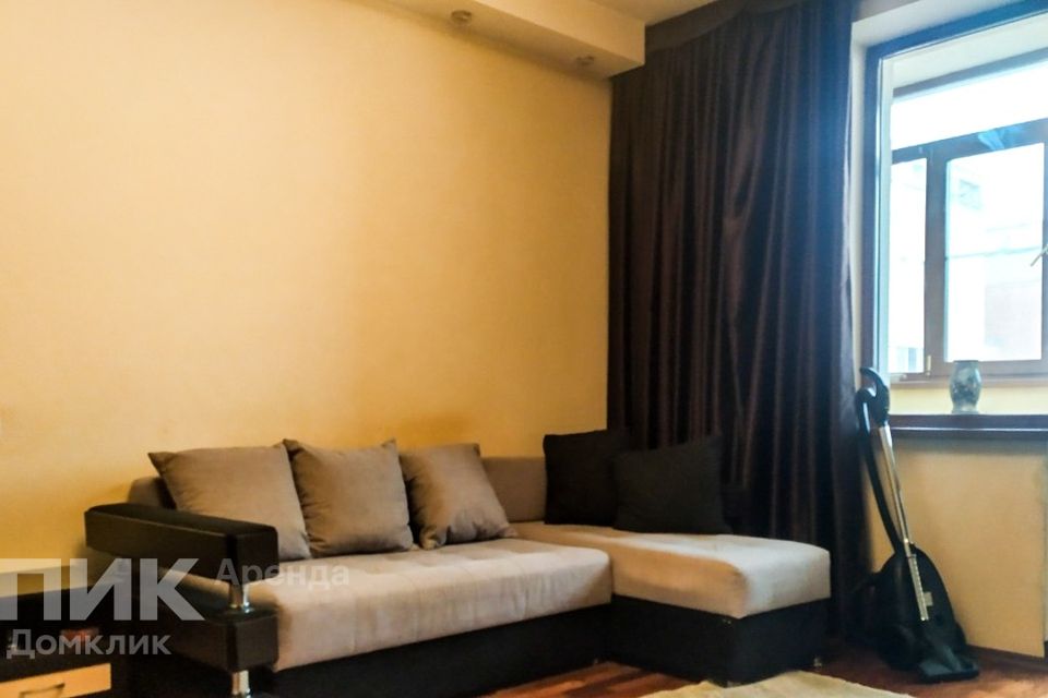 Сдаётся 1-комнатная квартира, 38 м²
