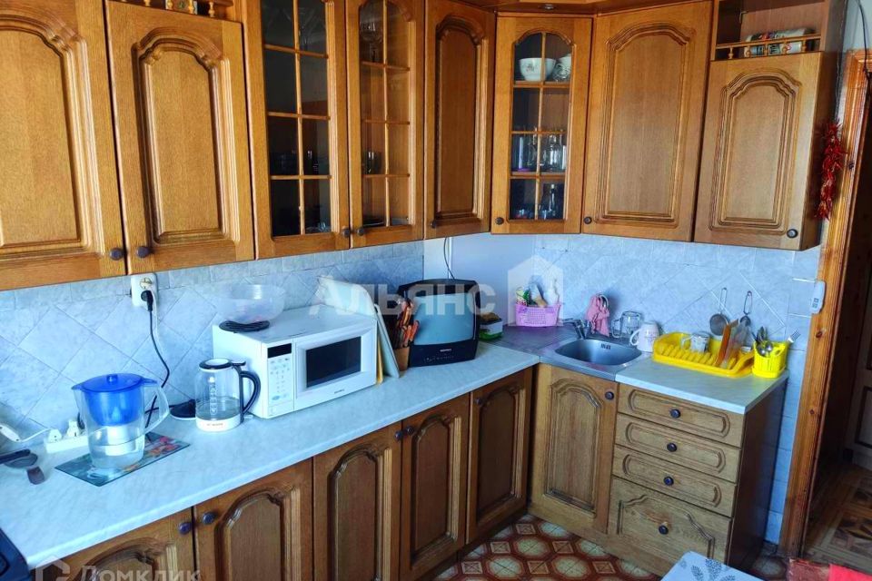 Продаётся 4-комнатная квартира, 76.2 м²