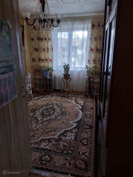 Продаётся 3-комнатная квартира, 50.6 м²