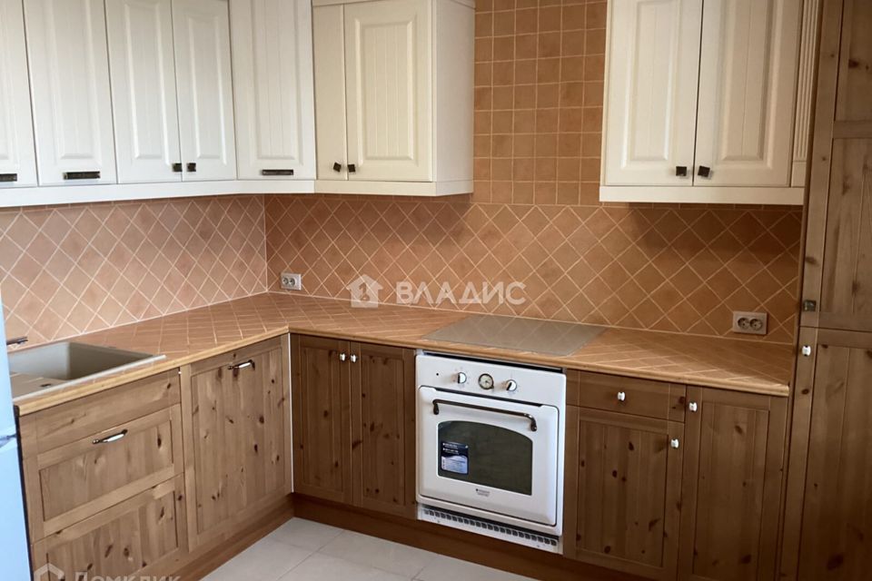 Продаётся 1-комнатная квартира, 42 м²