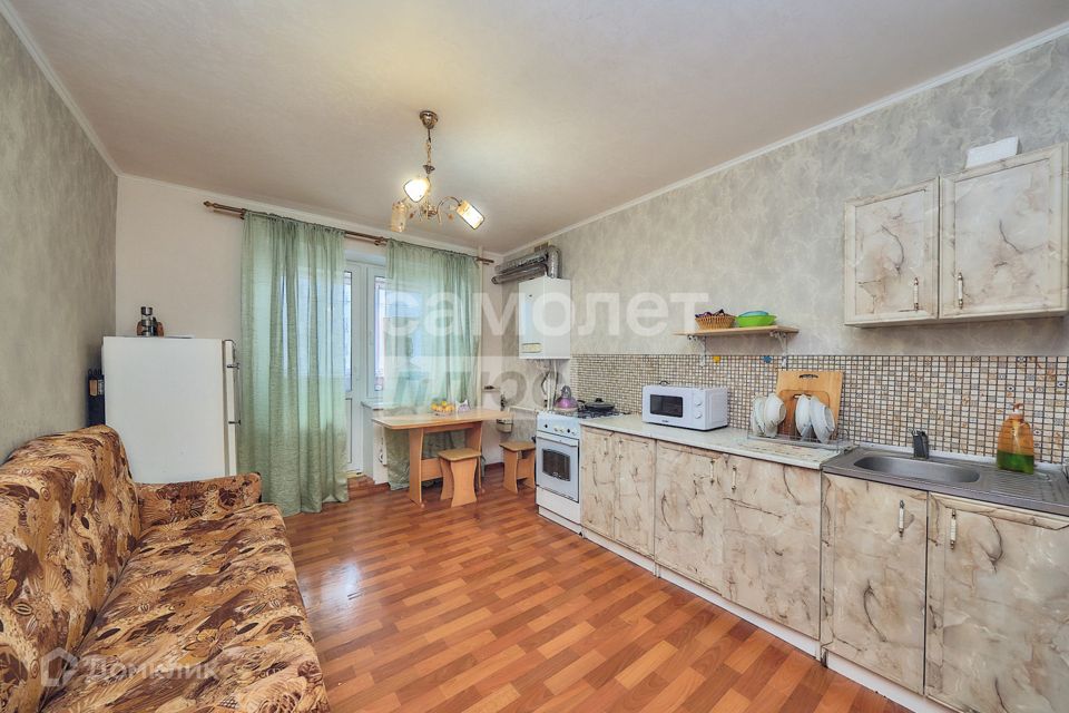 Продаётся 2-комнатная квартира, 64.7 м²