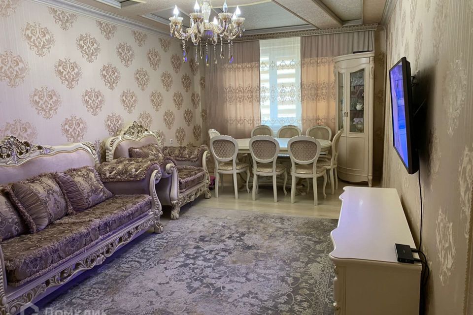 Продаётся 3-комнатная квартира, 103 м²