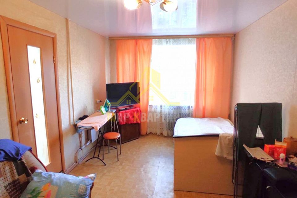 Продаётся 2-комнатная квартира, 42.3 м²