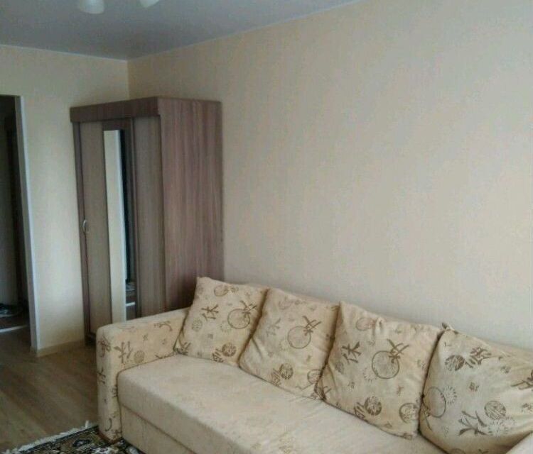 Продаётся 1-комнатная квартира, 41.3 м²