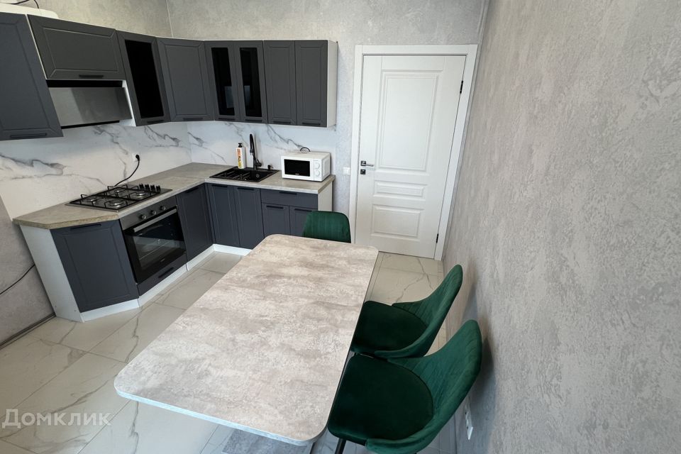 Продаётся 1-комнатная квартира, 41 м²