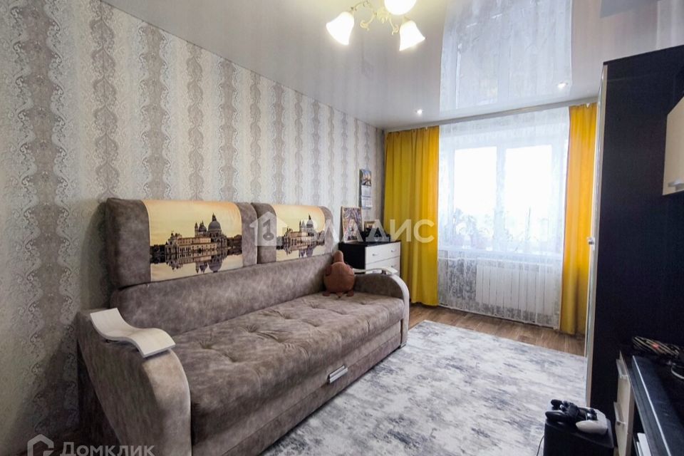 Продаётся 3-комнатная квартира, 60.4 м²