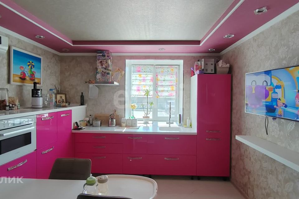 Продаётся 3-комнатная квартира, 50.9 м²