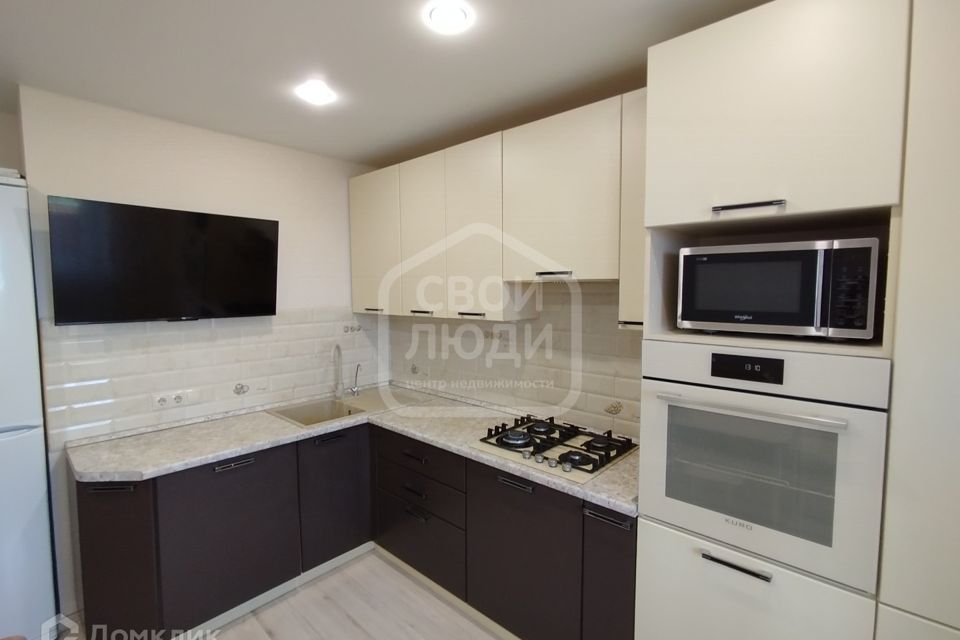 Продаётся 2-комнатная квартира, 63.68 м²