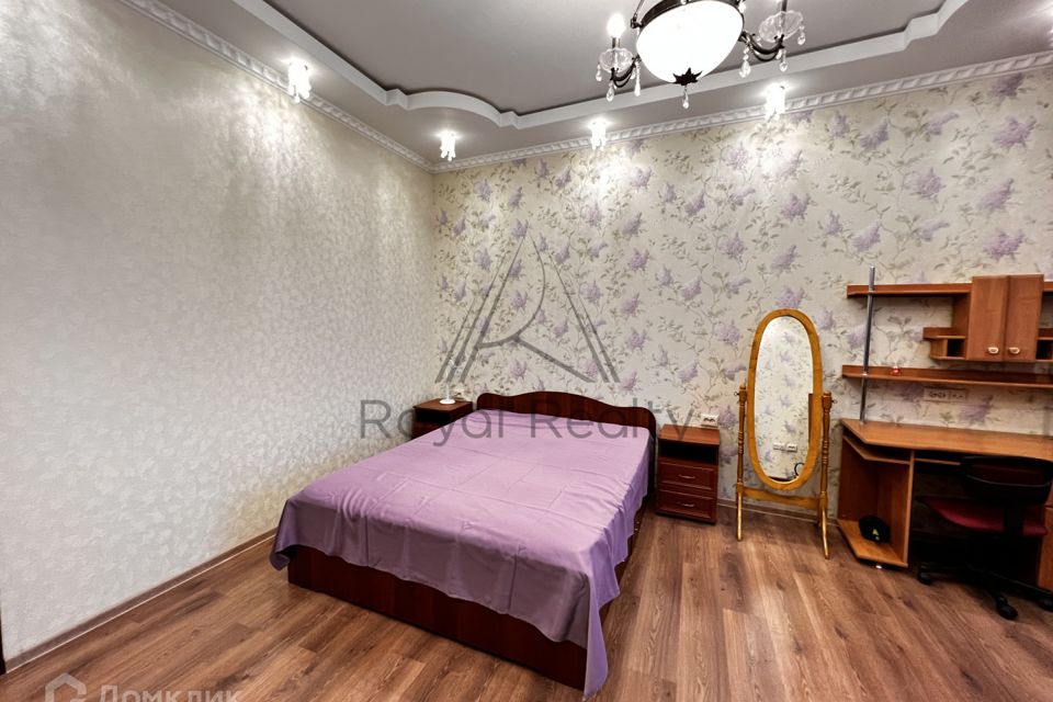 Сдаётся 1-комнатная квартира, 60 м²