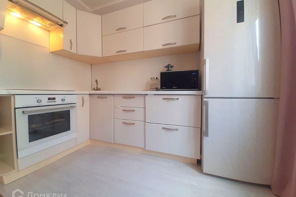 Продаётся 1-комнатная квартира, 37.5 м²