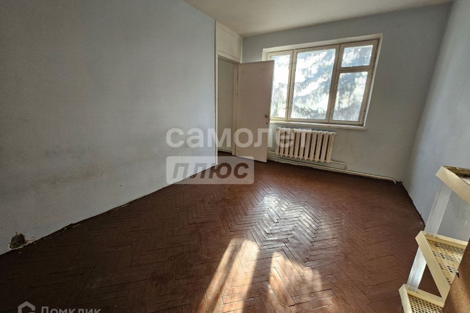 Продаётся 3-комнатная квартира, 51.7 м²